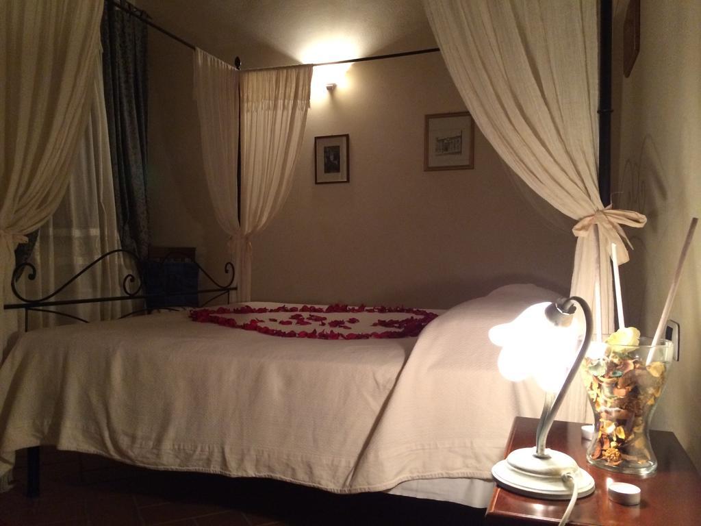 Antica Sosta Guest House ซานมีเนียโต ห้อง รูปภาพ